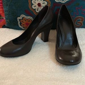 Brown round toe heels